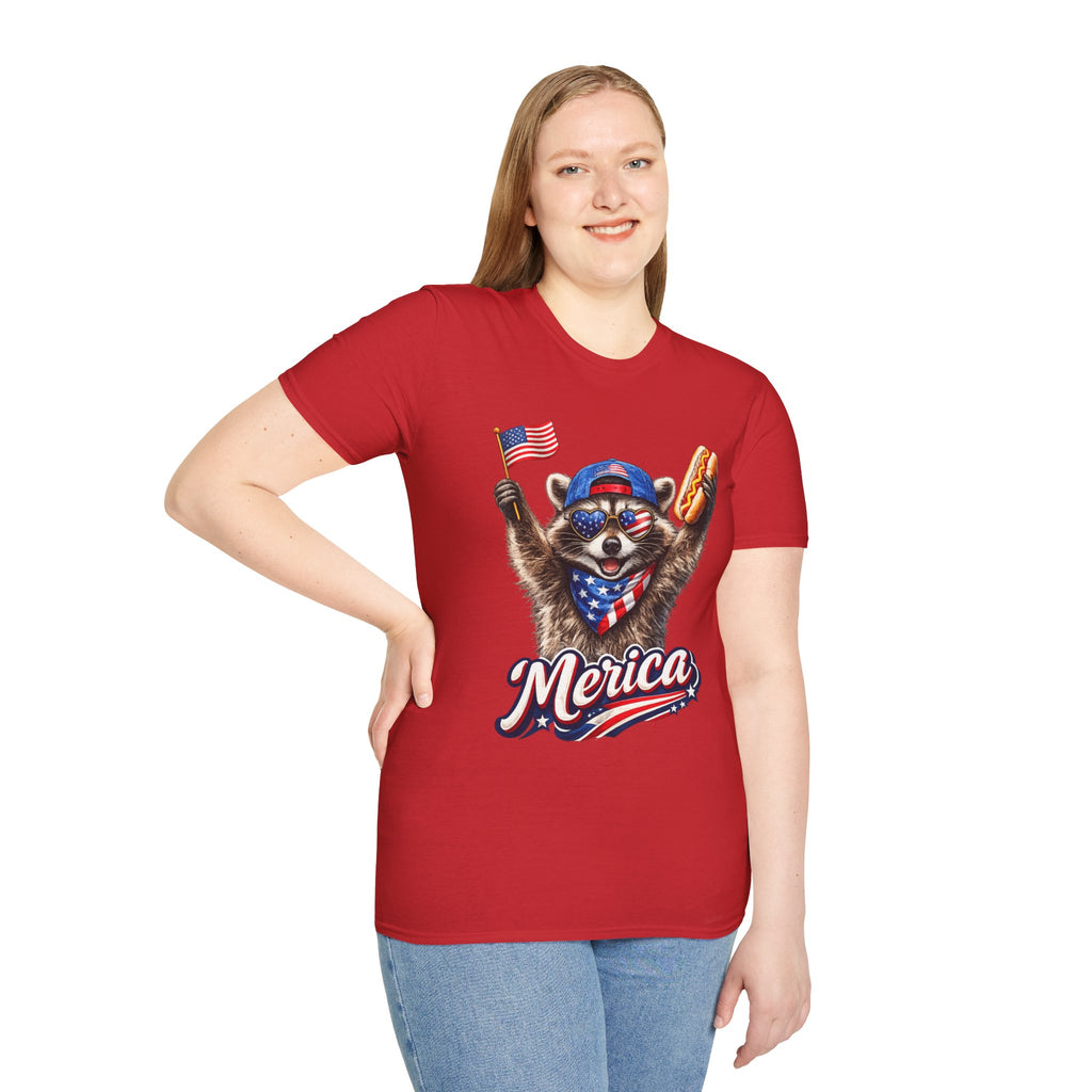 Patriotic Raccoon ’Merica T‑Shirt – Funny 4th of July USA Flag & Hot Dog Tee – Summer Cookout Graphic Shirt